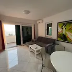 Pezo *