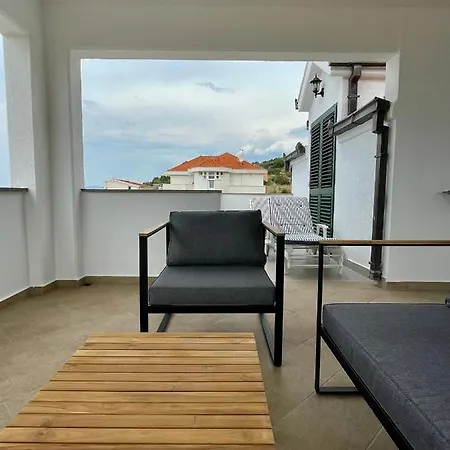 Apartment Pezo *