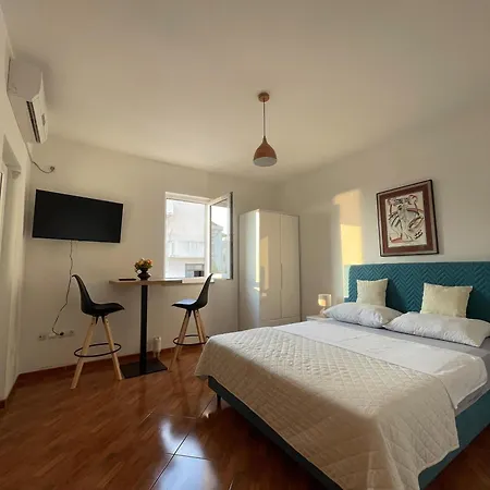 Pezo Apartment Podstrana